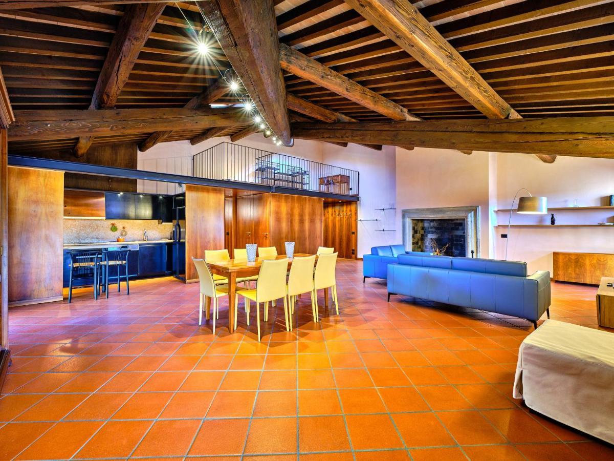 Apartmentsarena - Residenza Degli Scaligeri - Piazza Erbe فيرونا المظهر الخارجي الصورة