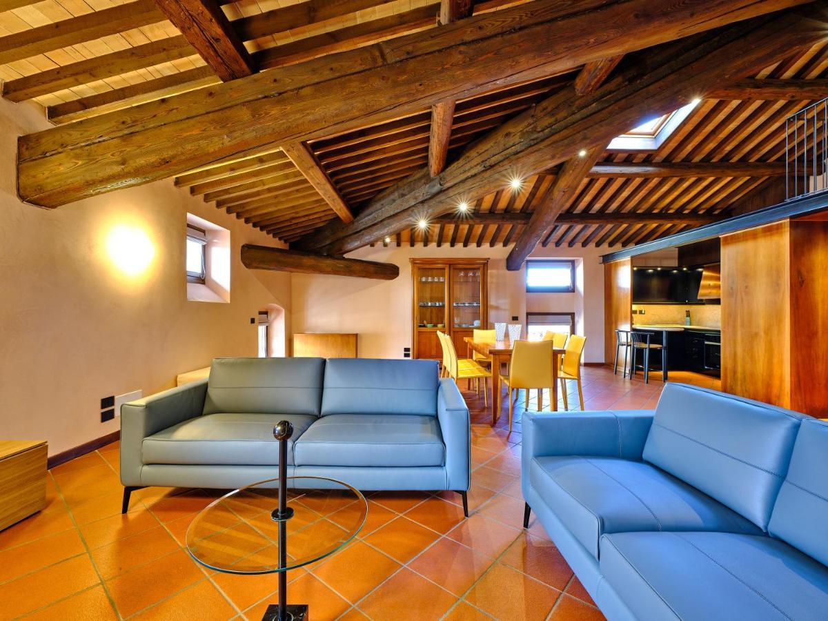 Apartmentsarena - Residenza Degli Scaligeri - Piazza Erbe فيرونا المظهر الخارجي الصورة