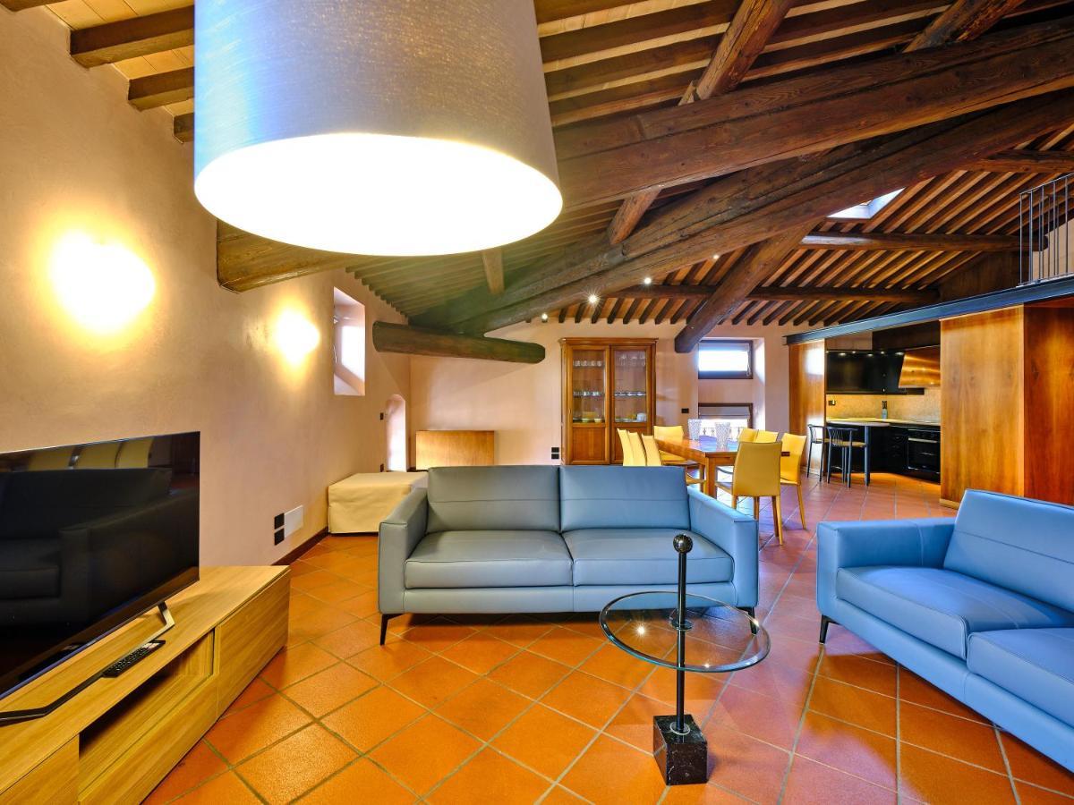 Apartmentsarena - Residenza Degli Scaligeri - Piazza Erbe فيرونا المظهر الخارجي الصورة