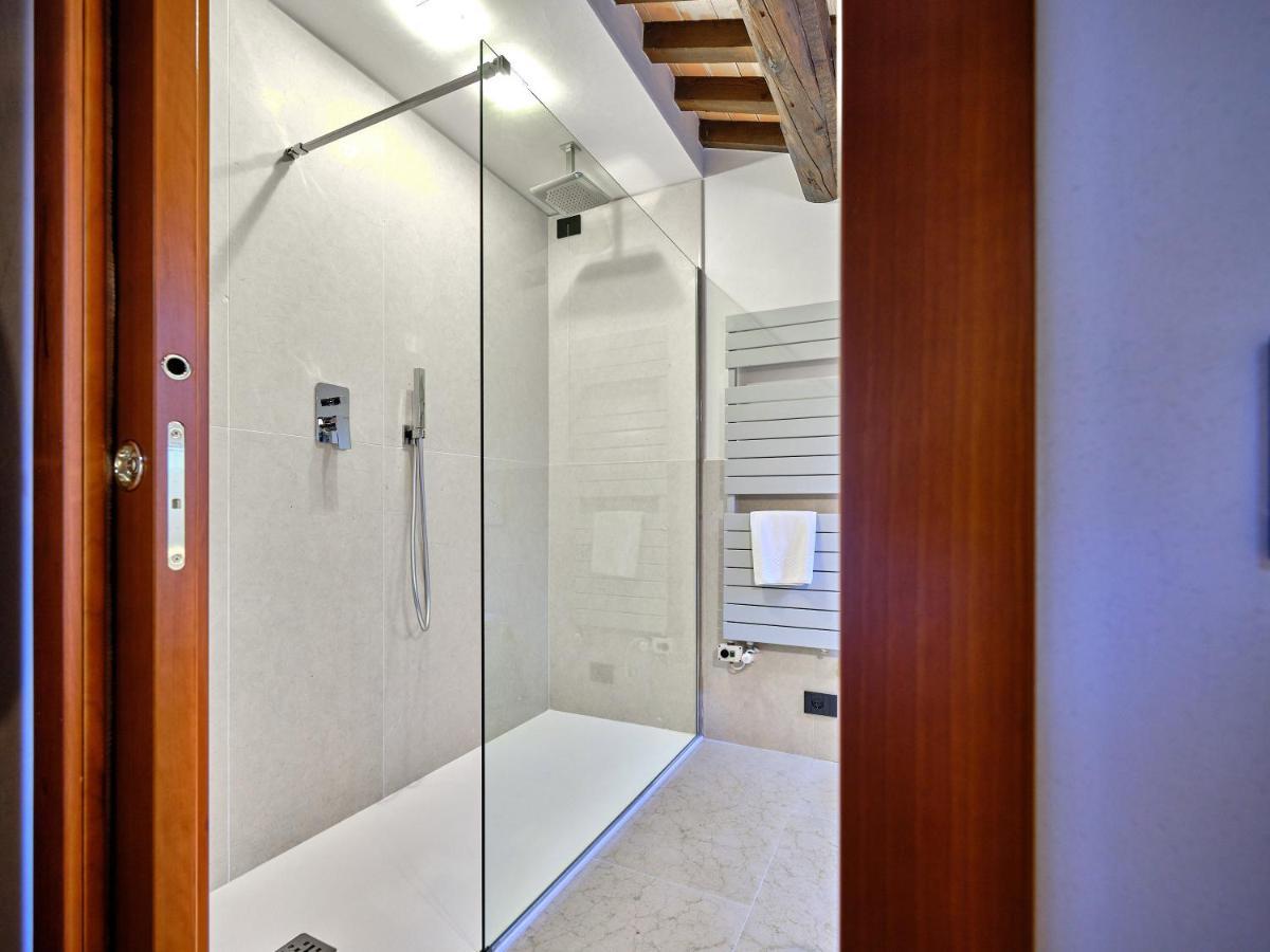 Apartmentsarena - Residenza Degli Scaligeri - Piazza Erbe فيرونا المظهر الخارجي الصورة