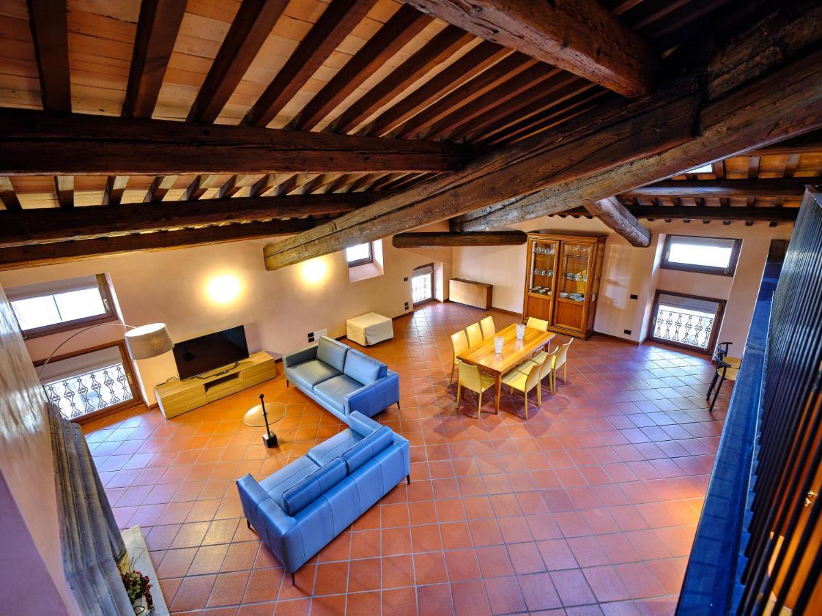Apartmentsarena - Residenza Degli Scaligeri - Piazza Erbe فيرونا المظهر الخارجي الصورة
